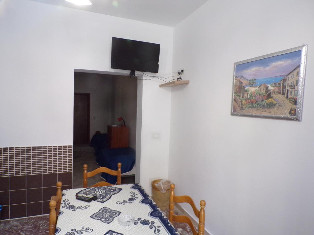 La Casa Del Limone - Via Umberto 477 Apartman Roccalumera Kültér fotó